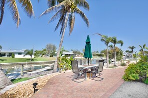 Dockside Seating