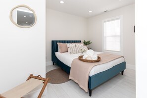 THEINNunit7_030