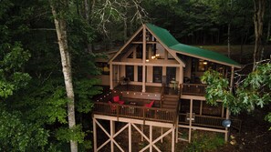 "This was exactly what me and my family needed the views were amazing" -Shadea