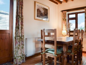 Dining Area | Meadowbrook Farm - The Old Stable - Meadowbrook Farm Cottages, Moreton, near Thame