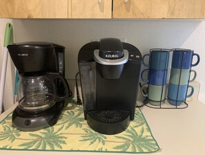 Kaffee und/oder Kaffeemaschine