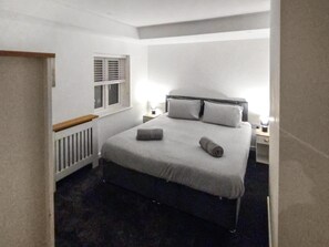 Double bedroom | Coastal Bliss Retreat, Barmouth