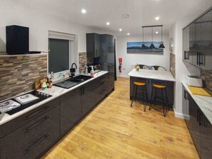 Kitchen | Coastal Bliss Retreat, Barmouth