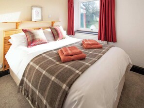 Double bedroom | Bracken Cottage - Long Byres, Talkin Head, near Carlisle