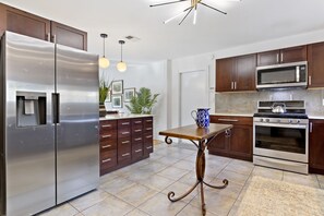 Kitchen with stainless steel appliances 