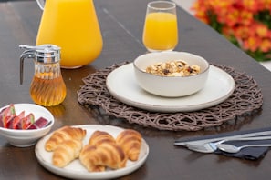 Breakfast meal