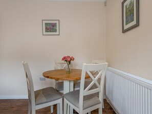 Dining Area | Little Hill Farm Villa, Ringwood