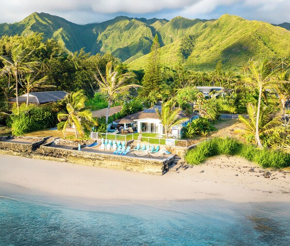 A breathtaking estate with its own PRIVATE BEACH that leave everyone speechless!