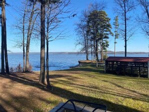 Daytime lake view.
