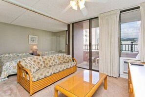 Second unit living room