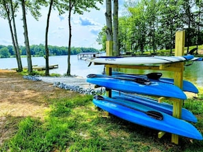 Enjoy your day on the lake with your choice of a canoe or paddle board.