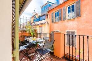 equipped terrace