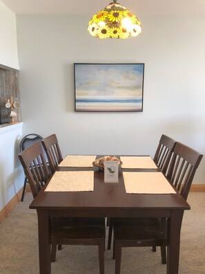 Dinning table