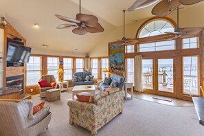 Top Level Living Area