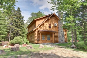 Cottage entrance