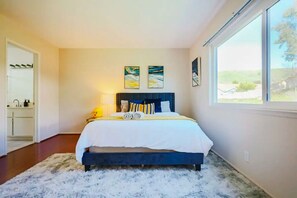 Queen size bed