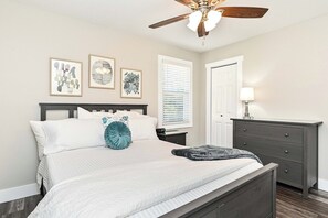 Second Bedroom to fit friends and family