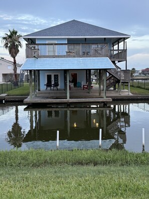 Canal front