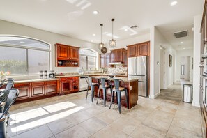 Kitchen | Central Heating & A/C | Free WiFi