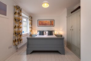 Ty Tywod Bedroom