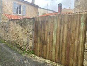 Enceinte de l’hébergement