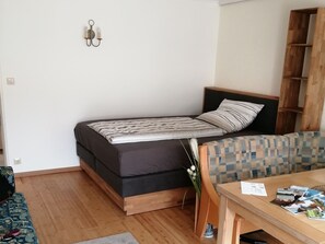 Ferienwohnung bis 3 Personen mit Balkon, 35m²