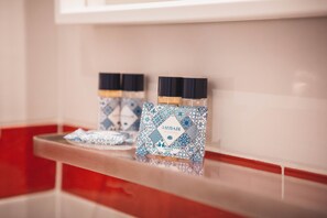 Bathroom amenities
