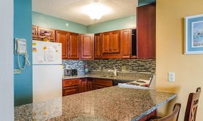 Kitchen 01