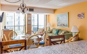 Dining Room 01