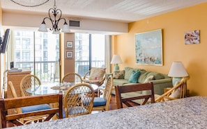 Dining Room 01