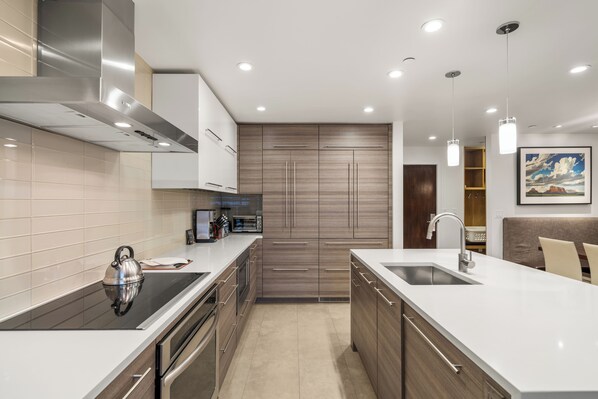 Private kitchen