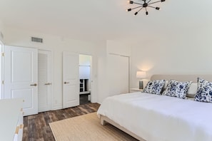 13 Primary Bedroom.jpg