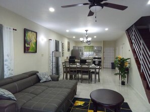 ...PROPERTY VIDEOS ON TIKTOK @MIRANDO_PLACE_JAMAICA