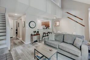 Indoors, Furniture, Living Room, Home Decor, Floor