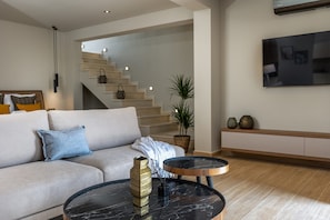 Beautiful Naxos Villa | 3 Bedrooms | Villa Luffy | Breathtaking Sea Views and Outdoor Hot Tub | Chora Naxos