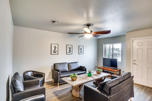 Bullhead City Vacation Rental | 3BR | 2BA | 1,200 Sq Ft | Step-Free Entry