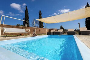 Sun gaze out by the pool!