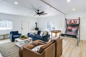 Game Room | Smart TV | Pellet Stove | Foosball Table | 1st Floor