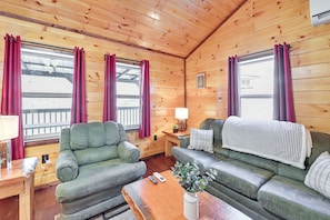 Living Room | Smart TV | Central Air Conditioning | Single-Story Home