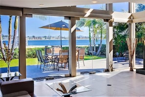 Bluewater Villa on the Bay IV