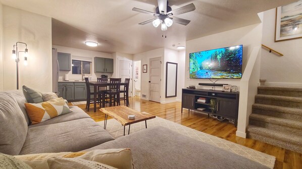 Welcome to Olive H! A cozy living space for the family & a short walk to town!