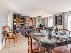 Ciel, Nuage, Aliments, Plante, Vaisselle, Table, Fenêtre, Montagne, Fruit, Bois