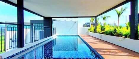 Rooftop pool