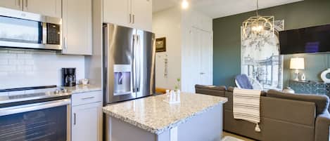 Lynchburg Vacation Rental | Studio | 1BA | 800 Sq Ft | Step-Free Access