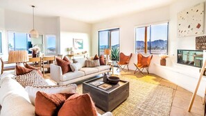 Bright and cozy living room