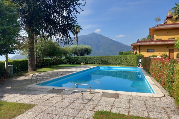 Piscine maison de vacances