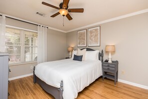 Bedroom 2 w/Queen Bed & TV Streaming