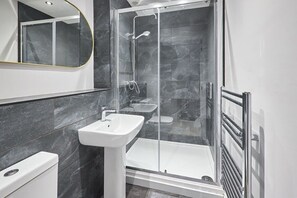 Apartment 2, Fourth Avenue, York - Host & Stay