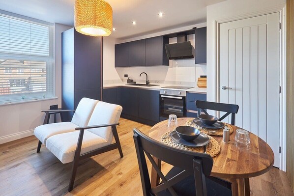 Apartment 2, Fourth Avenue, York - Host & Stay