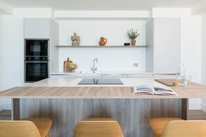 Well equipped kitchen